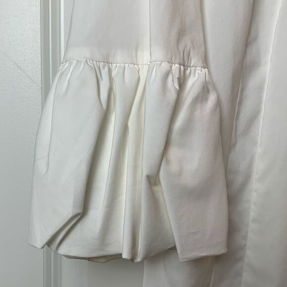 BCBG Maxazria White 3/4 Sleeve Button-Down with Ruffles Sleeves Size Large - Picture 4 of 9
